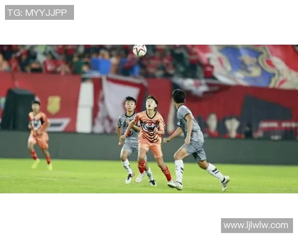 田宇翔的成长之路：从青涩少年到职场精英的奋斗历程与心路历程